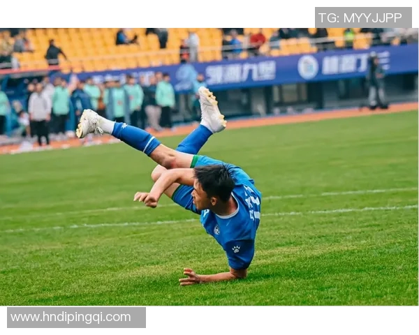 全国锦标赛回顾：杭州足球队展现出色节奏与团队配合能力